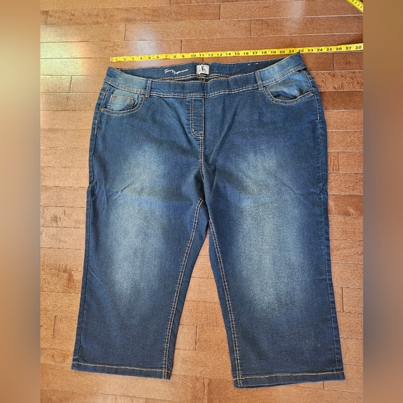 SAVVY INGENIEUSE Pull On Capri Jean - Women's - Picture 8 of 11